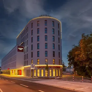 Leonardo Hotel