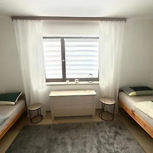 Schoenes, Friedliches Zimmer Augsburg